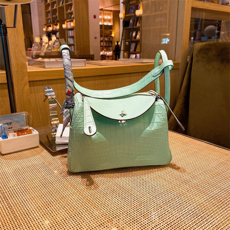 Everyday-Ready bag shown from front angle