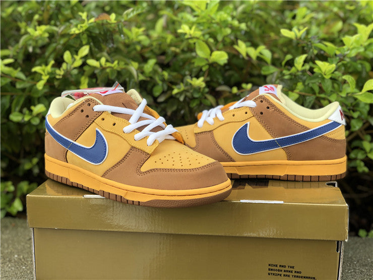 Nike Men's & Women's Iconic Street Trainers — Style 191 close-up view