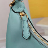 Ziva's Charm handbag – close-up view (Standard Size)