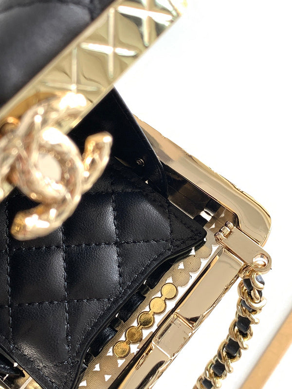  women's handbag, versatile design, view 7