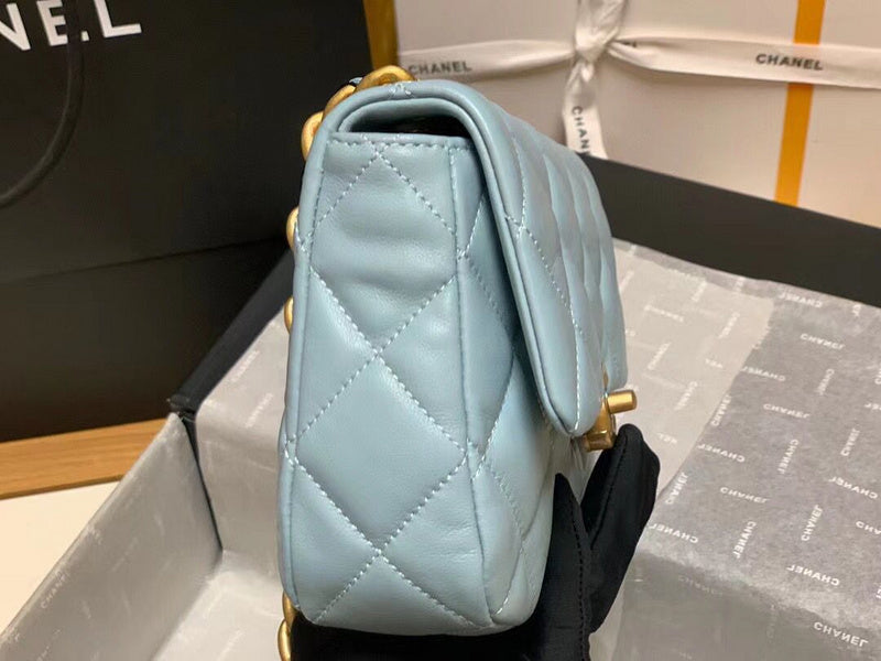  mid purse view 7