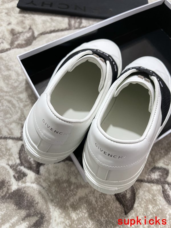 Givenchy Nude Classic Ballet Flats - Back View