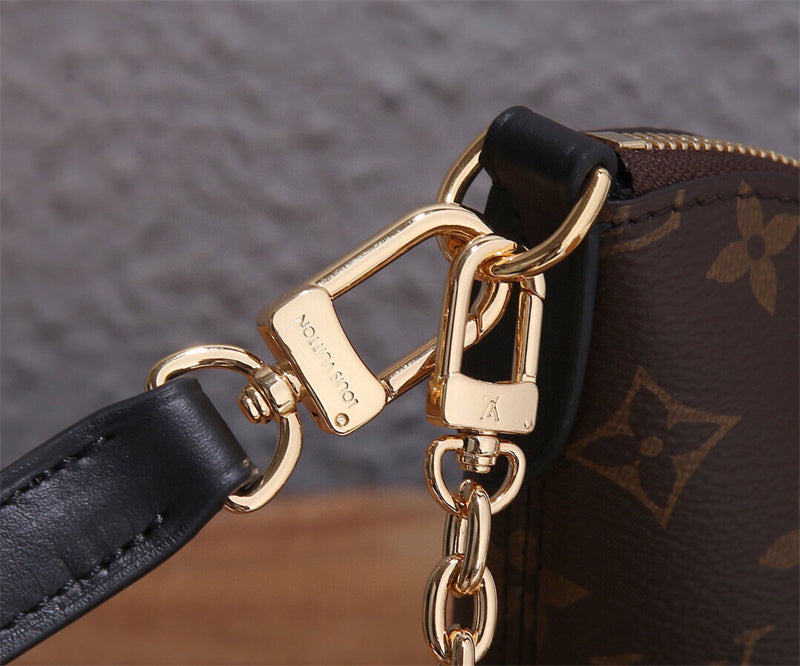  Polished shoulder bag front view 13
