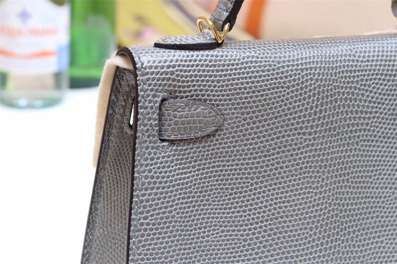Interior view of streamlined premium bag