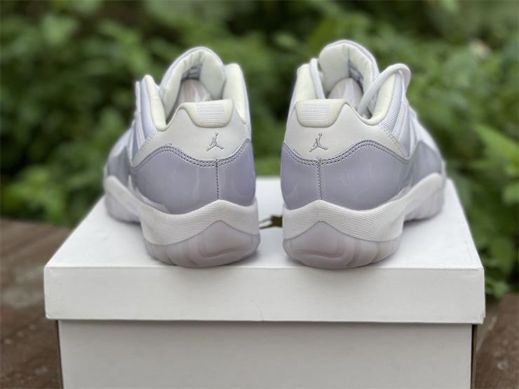 Nike Men's & Women's Iconic Street Trainers — Style 227 side view