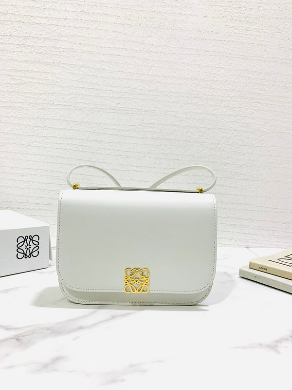 Ziva's Charm handbag – styled view (19cm*6cm*13.5cm)
