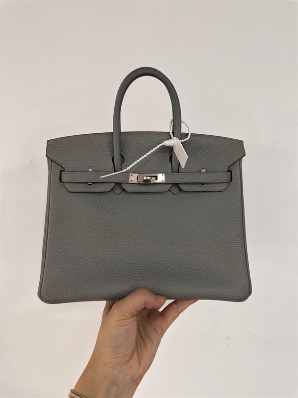 Sleek shopper bag carried on shoulder 16