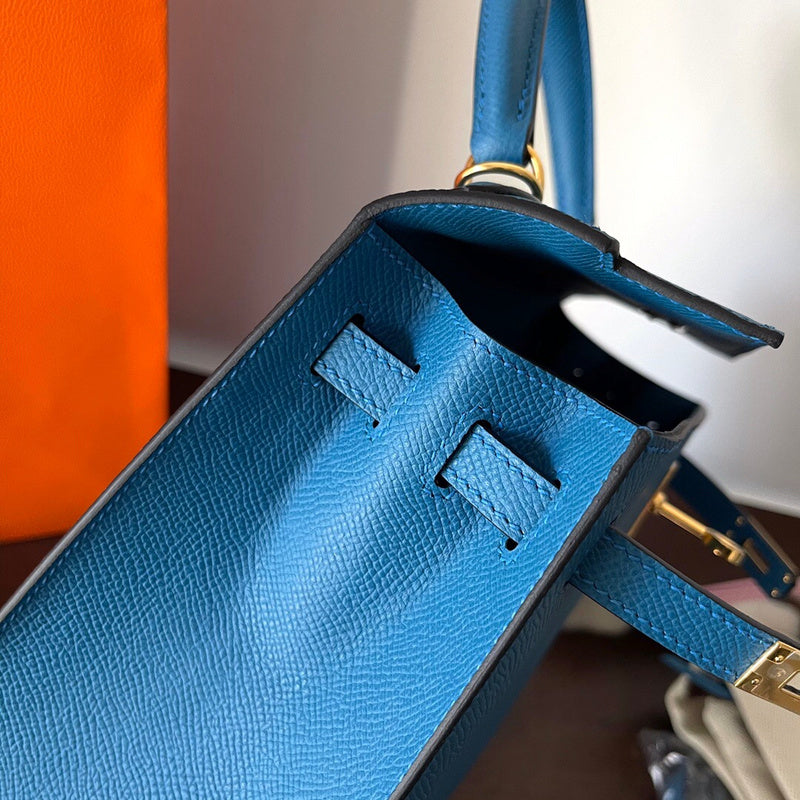 Side view of crisp structured handbag