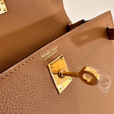  structured bag interior and compartment view