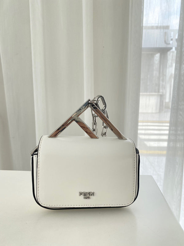 Ziva's Charm handbag – full view (13cm*7cm*6cm)