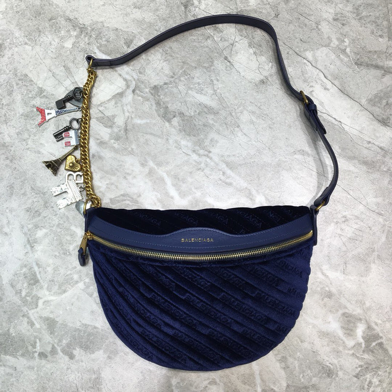 Polished Premium PU Leather Handbag - Premium Craftsmanship Detailing | Women's Statement Accessory #722 - front view (image 1) of designer-inspired handbag