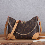  Polished shoulder bag front view