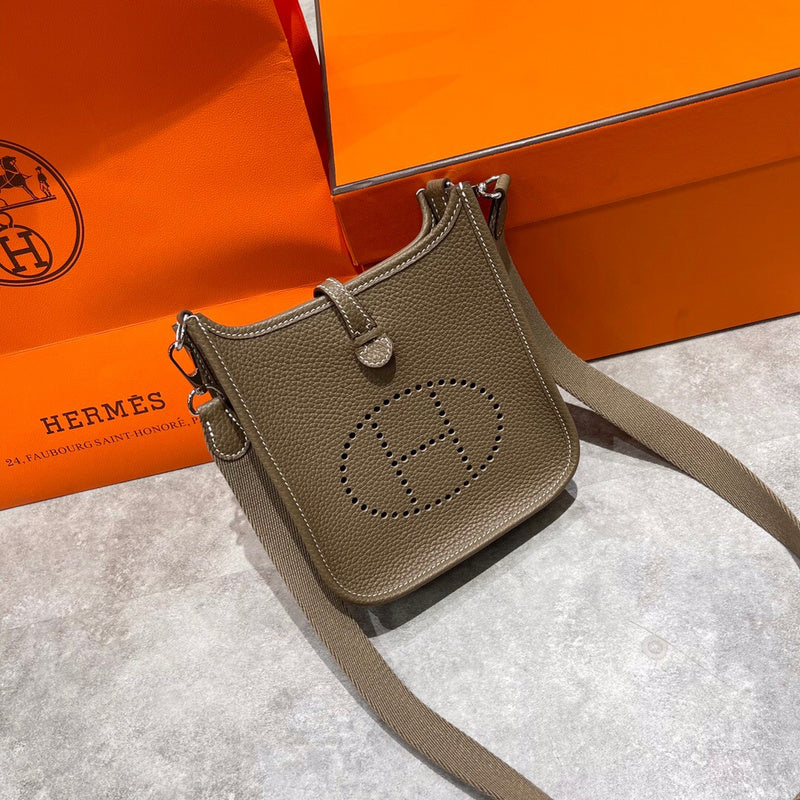 Minimalist handbag styled for everyday wear