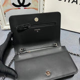 Zivas Charm Versatile Design Fashion Handbag (Effortless Style Upgrade) – Lifestyle Shot