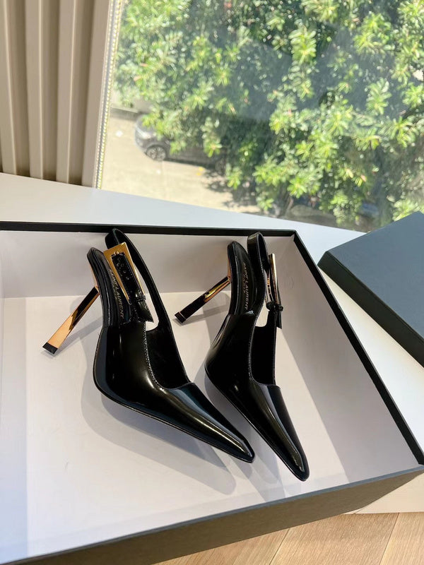 Front view of Saint Laurent luxury piece style No.009