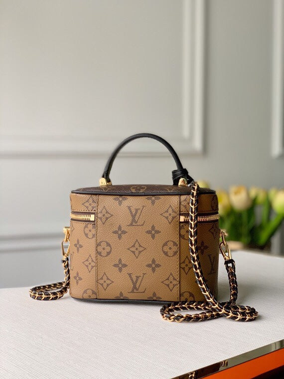 Side profile of refined premium women's handbag – women's everyday handbag