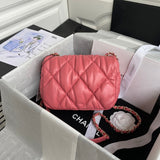 Zivas Charm Modern Edge Fashion Handbag (Elevated Daily Companion) – Close-Up Detail