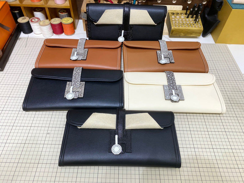 Interior view of fluid premium bag