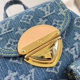  crossbody bag interior and compartment view