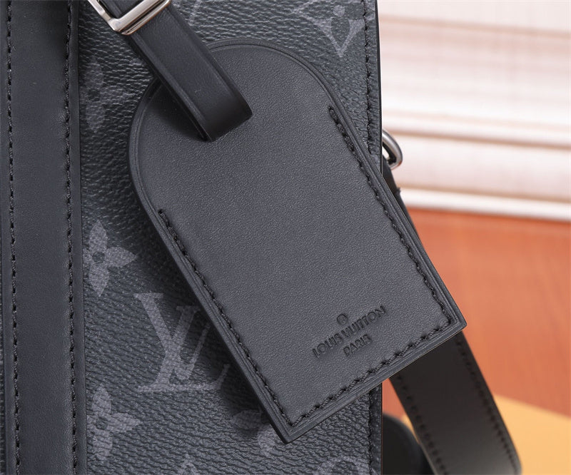 sophisticated structured bag styled with outfit