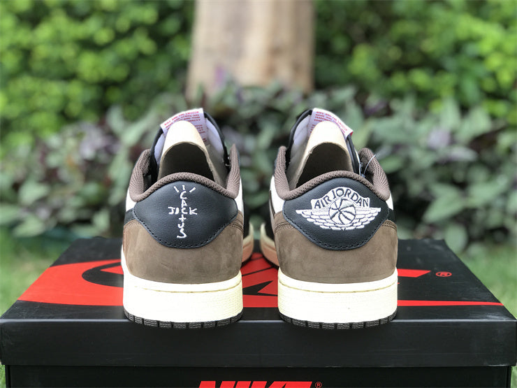 Nike neutral cream luxury sneakers view 19 minimalist modern build