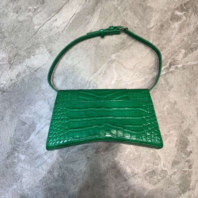 Refined Faux Leather Handbag - Modern Structured Build | Women's Statement Accessory #622 - hardware and detail close-up (image 5) of designer-inspired handbag