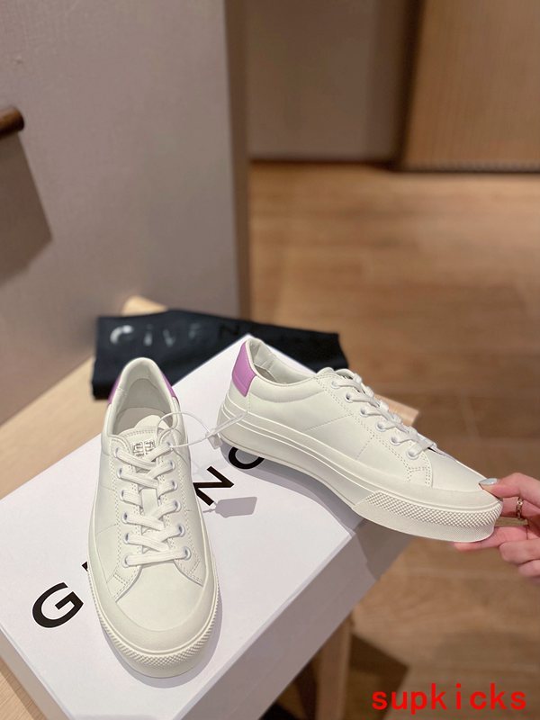 Givenchy shoes Style 018 - angled studio shot