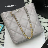  handbag, spacious everyday style, image 5