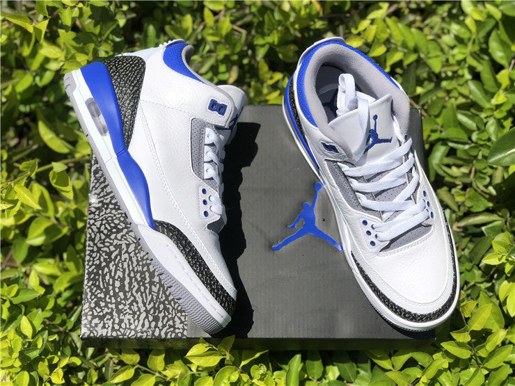 Nike Men's & Women's Luxury Lifestyle Trainers — Style 135 angle view