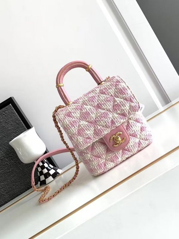  handbag, compact everyday style, image 2