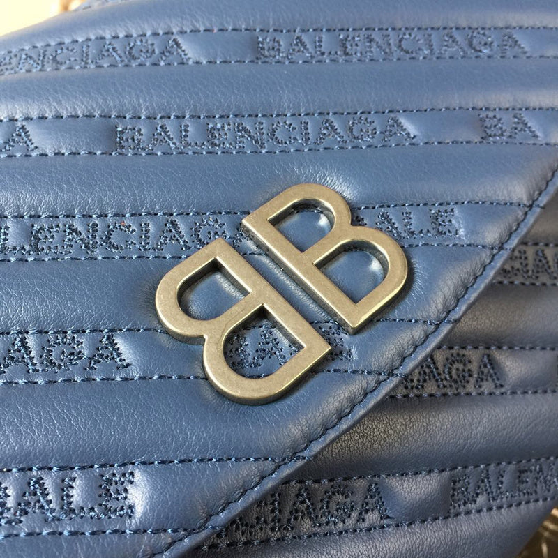 Timeless Vegan Leather Handbag - Chic Everyday Appeal | Women's Statement Accessory #833 - hardware and detail close-up (image 5) of designer-inspired handbag