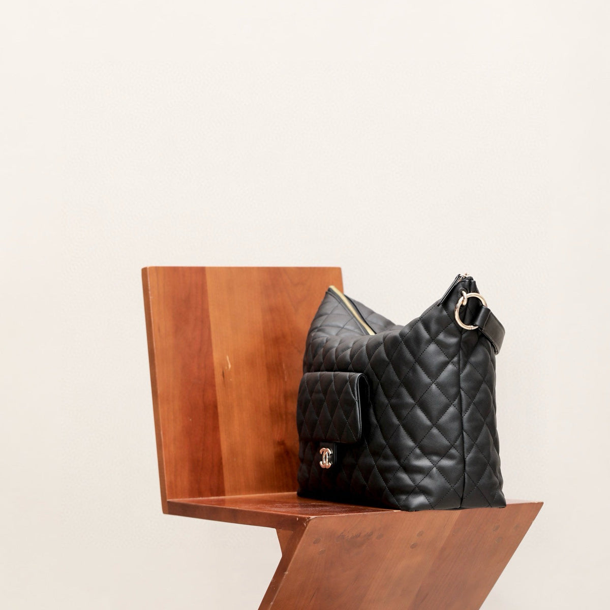 Chanel 23B Maxi Hobo Bag – luxury designer bag at Bellvora