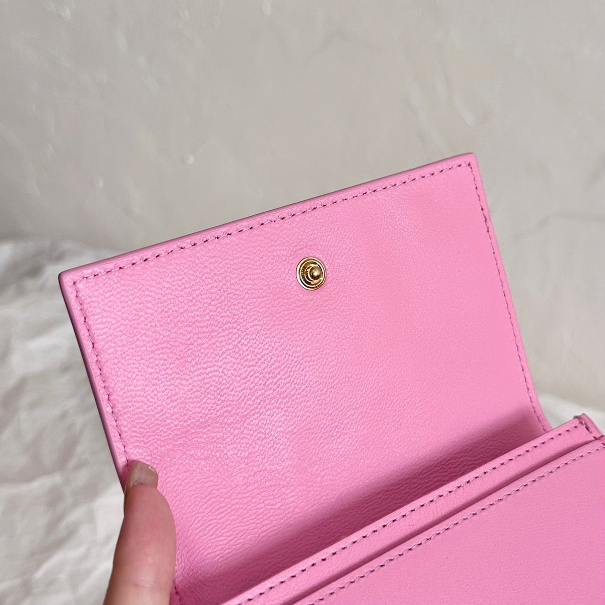 Front view of Bottega Veneta Wallet Nd premium bag