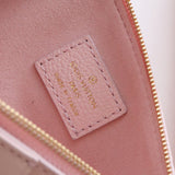Handle and strap detail of refined classic women's handbag – women's statement bag
