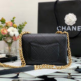  mid purse view 9