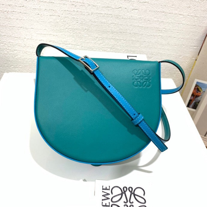 Ziva's Charm handbag – lifestyle view (18cm*15.5cm*4.5cm)