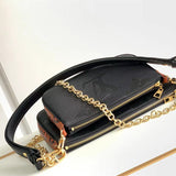  carryall bag close-up of hardware and finish 17