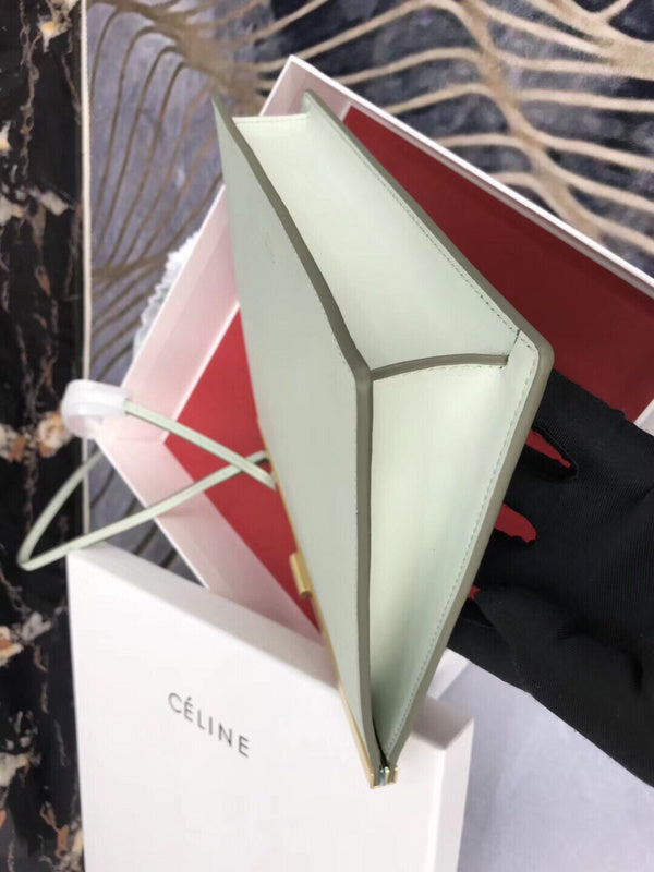Side profile of classic structured women's handbag – women's everyday handbag