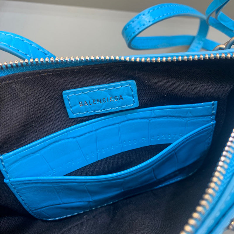 Timeless Premium PU Leather Handbag - Chic Everyday Appeal | Women's Statement Accessory #360 - alternate angle view (image 8) of designer-inspired handbag