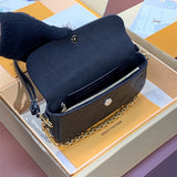 Smart crossbody bag front view 31