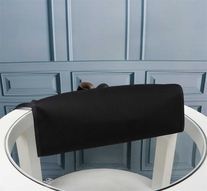 Chic bag women's premium everyday handbag