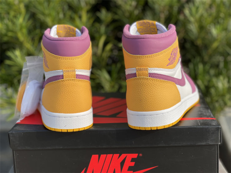 Nike Men's & Women's Iconic Street Trainers — Style 215 back view