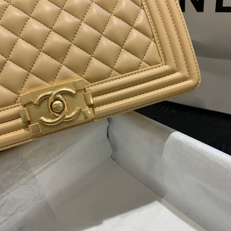  mid purse view 7