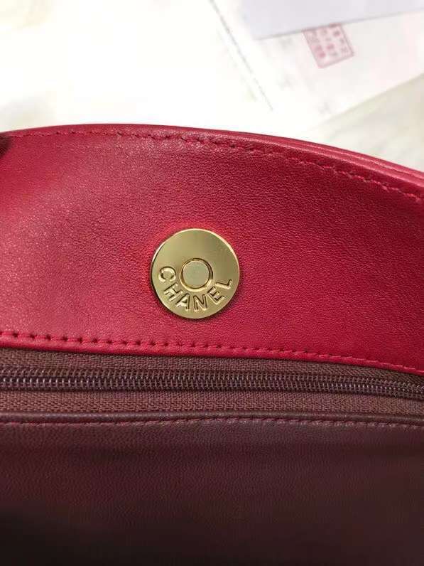 Zivas Charm Classic Sensibility Fashion Handbag (Everyday Luxury Essential) – Angled View