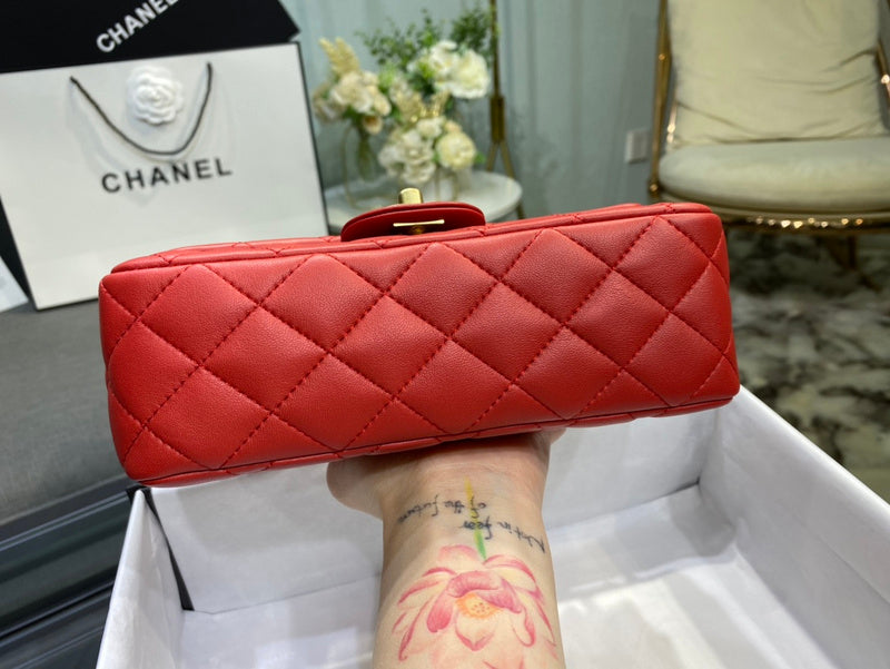 Zivas Charm Timeless Appeal Designer Handbag (Thoughtfully Structured Design) – Interior View