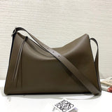 Ziva's Charm handbag – detail view (46cm*30cm*22cm)