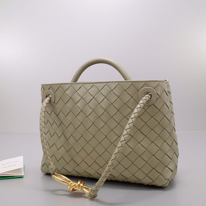 Effortless Vegan Leather Handbag - Sleek Minimalist Lines | Women's Designer-Inspired Purse #1567 - hardware and detail close-up (image 5) of designer-inspired handbag