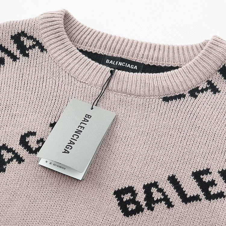 Styling view of Balenciaga luxury piece style No.389