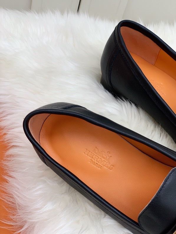 Hermes shoes Style 387 - sole and craftsmanship detail (alternate angle)