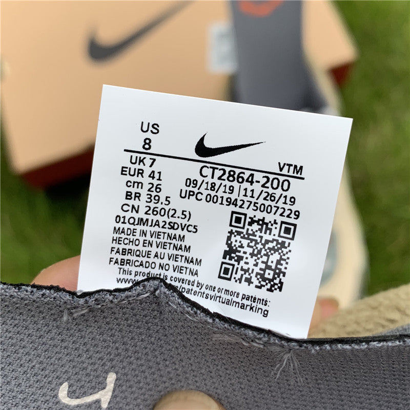 Nike Men's & Women's Designer Low-Top Shoes — Style 077 side view